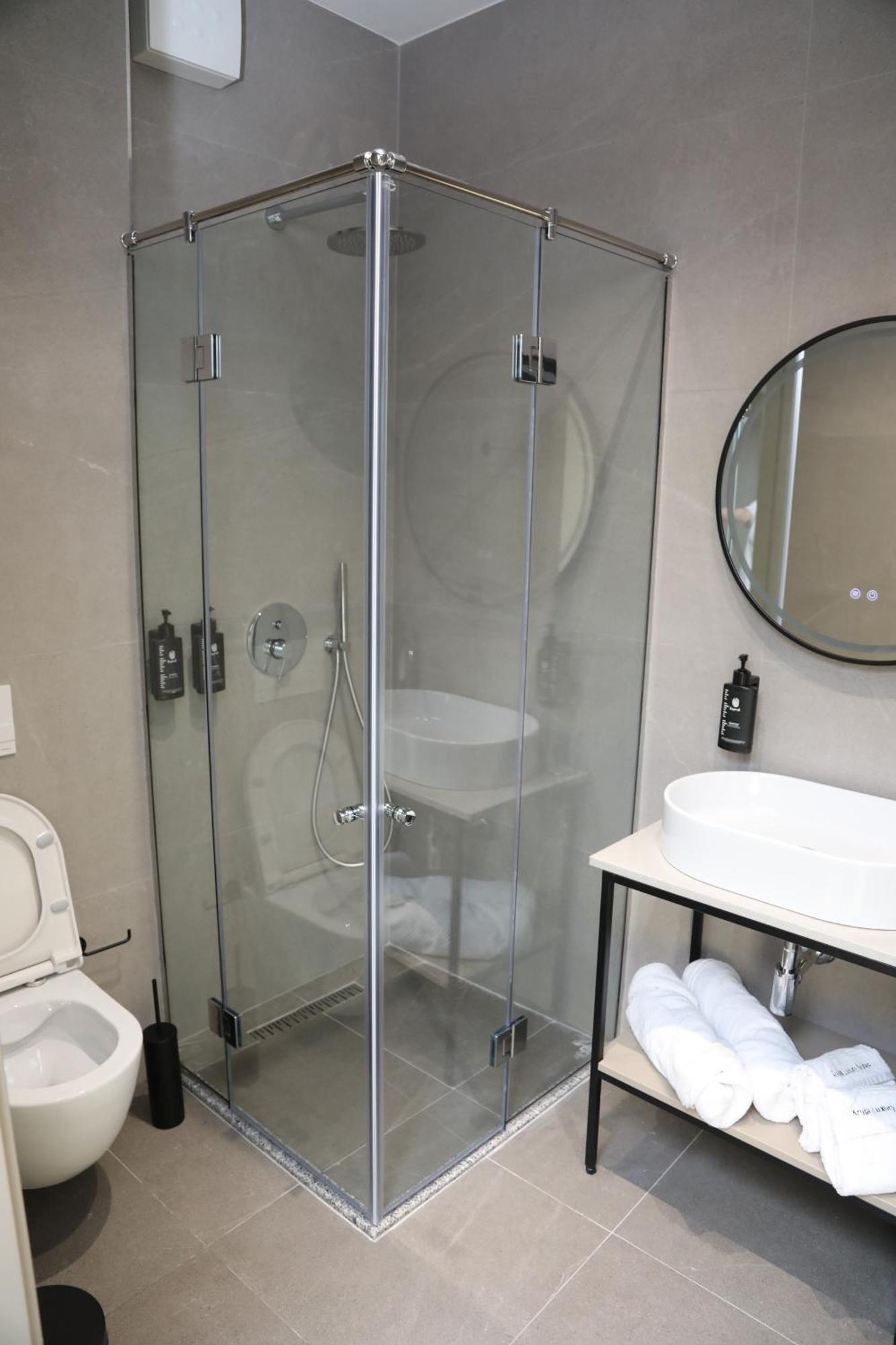 Kruja Luxury Suites Chambre photo